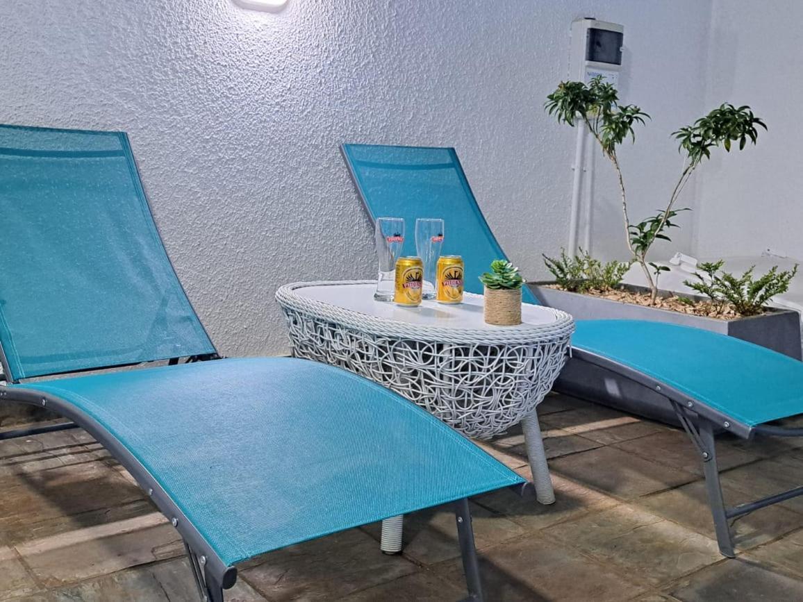 Ocean Blue Villa, Flic-En-Flac Bagian luar foto