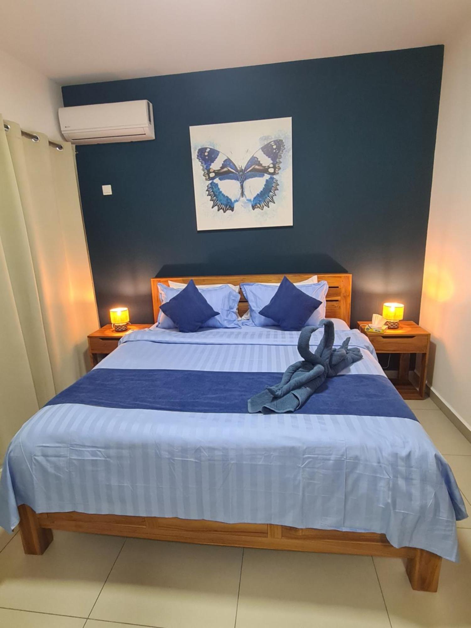 Ocean Blue Villa, Flic-En-Flac Bagian luar foto